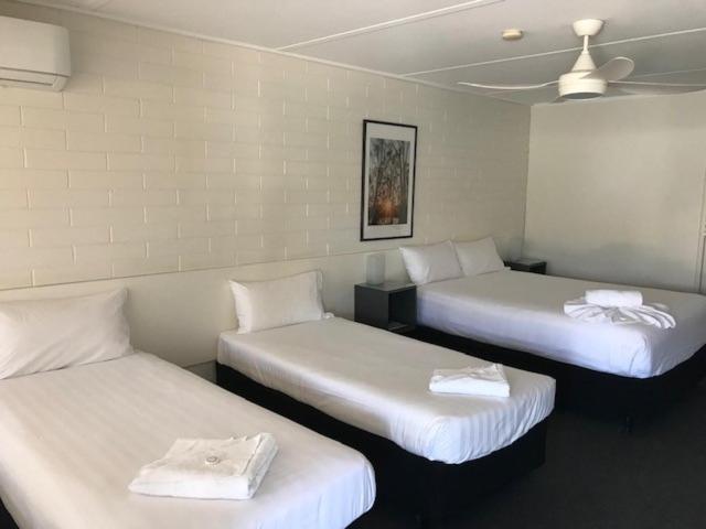 Vineland Motel Μιλντούρα Εξωτερικό φωτογραφία