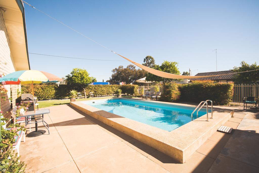 Vineland Motel Μιλντούρα Εξωτερικό φωτογραφία