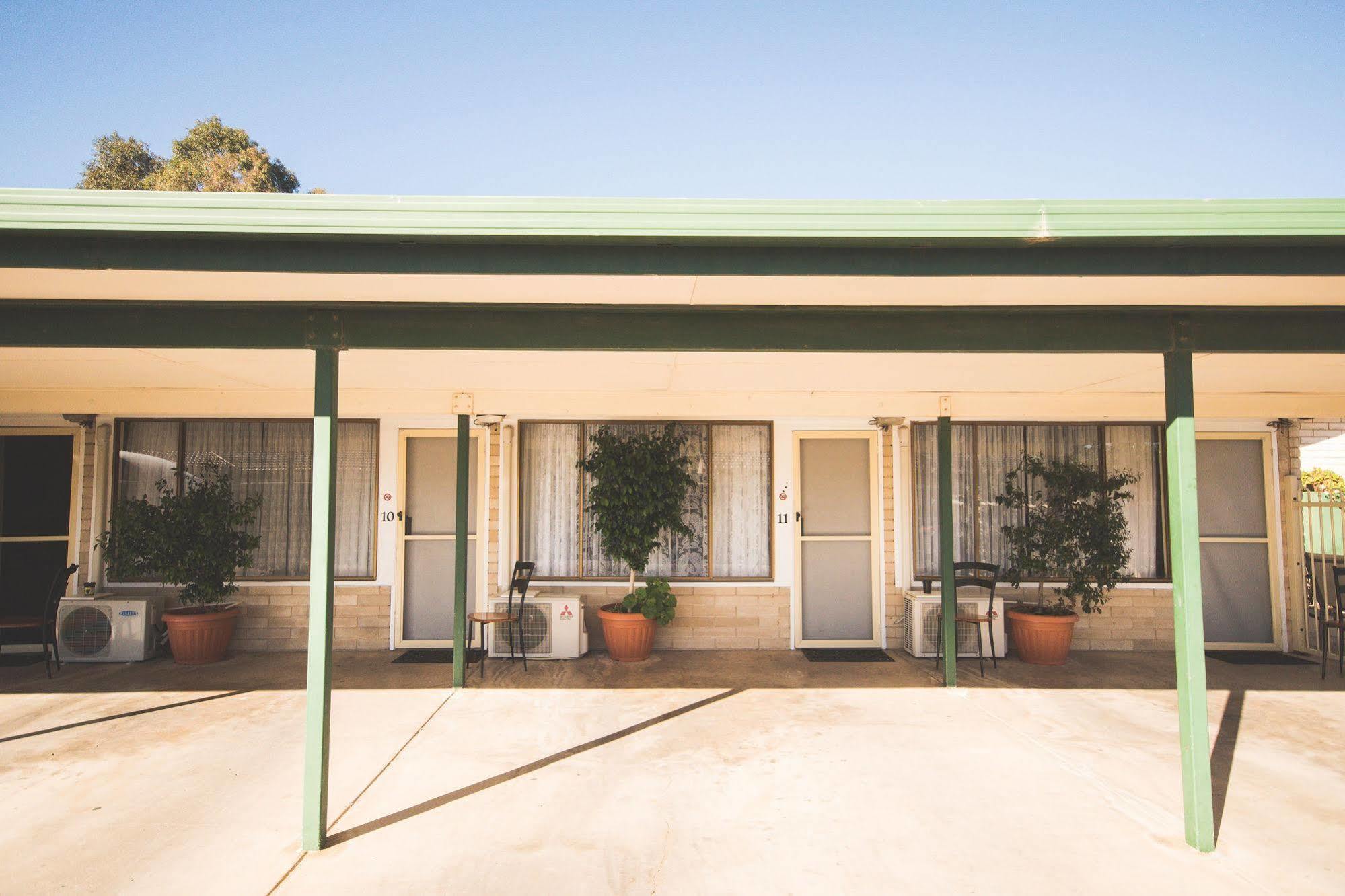 Vineland Motel Μιλντούρα Εξωτερικό φωτογραφία