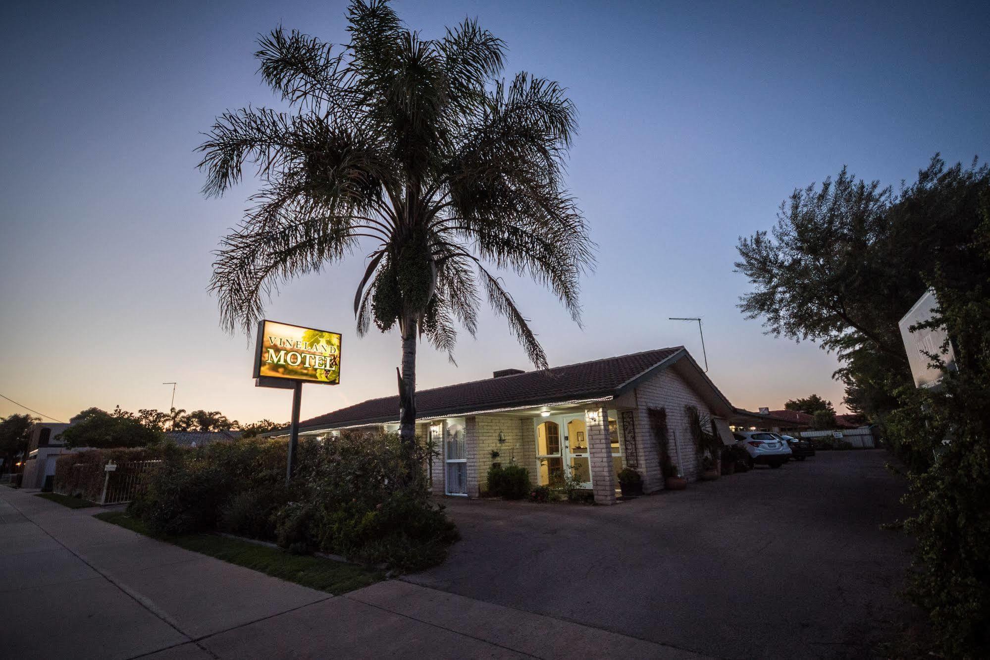 Vineland Motel Μιλντούρα Εξωτερικό φωτογραφία